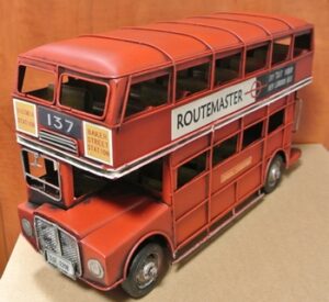 Engelse bus metalen miniatuur routemaster groot