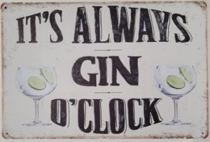 It's always gin oclock wandbord