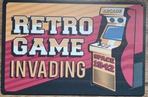 Retro Game invading arcade