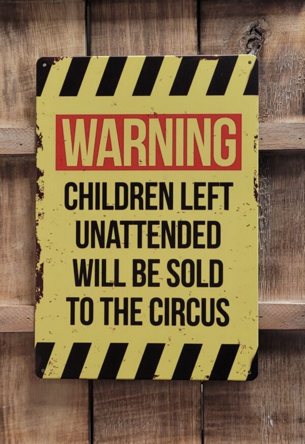 Children Unattended Sold Circus - Afbeelding 3