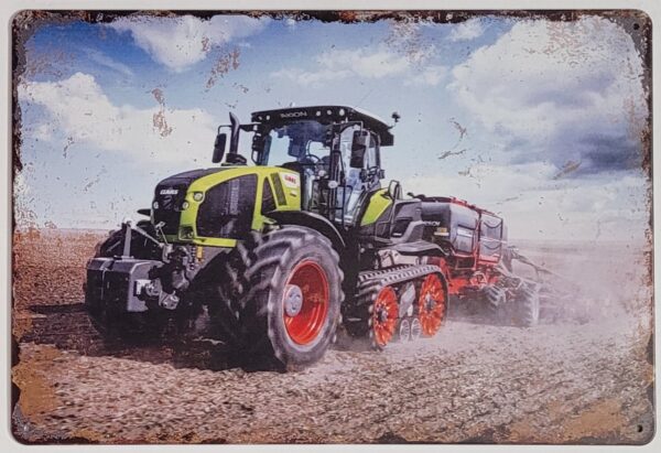 Claas Tractor op land