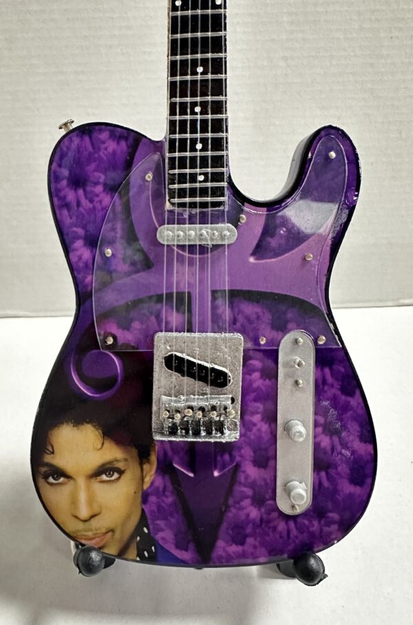 Mini Gitaar Prince met foto Paars 25cm