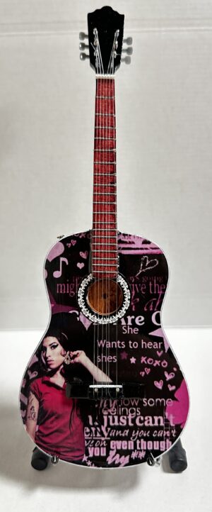 Mini Gitaar Amy Winehouse 25cm